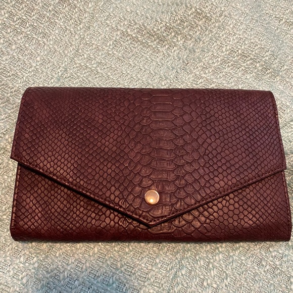 NEW! Aldo travel wallet - Picture 3 of 6